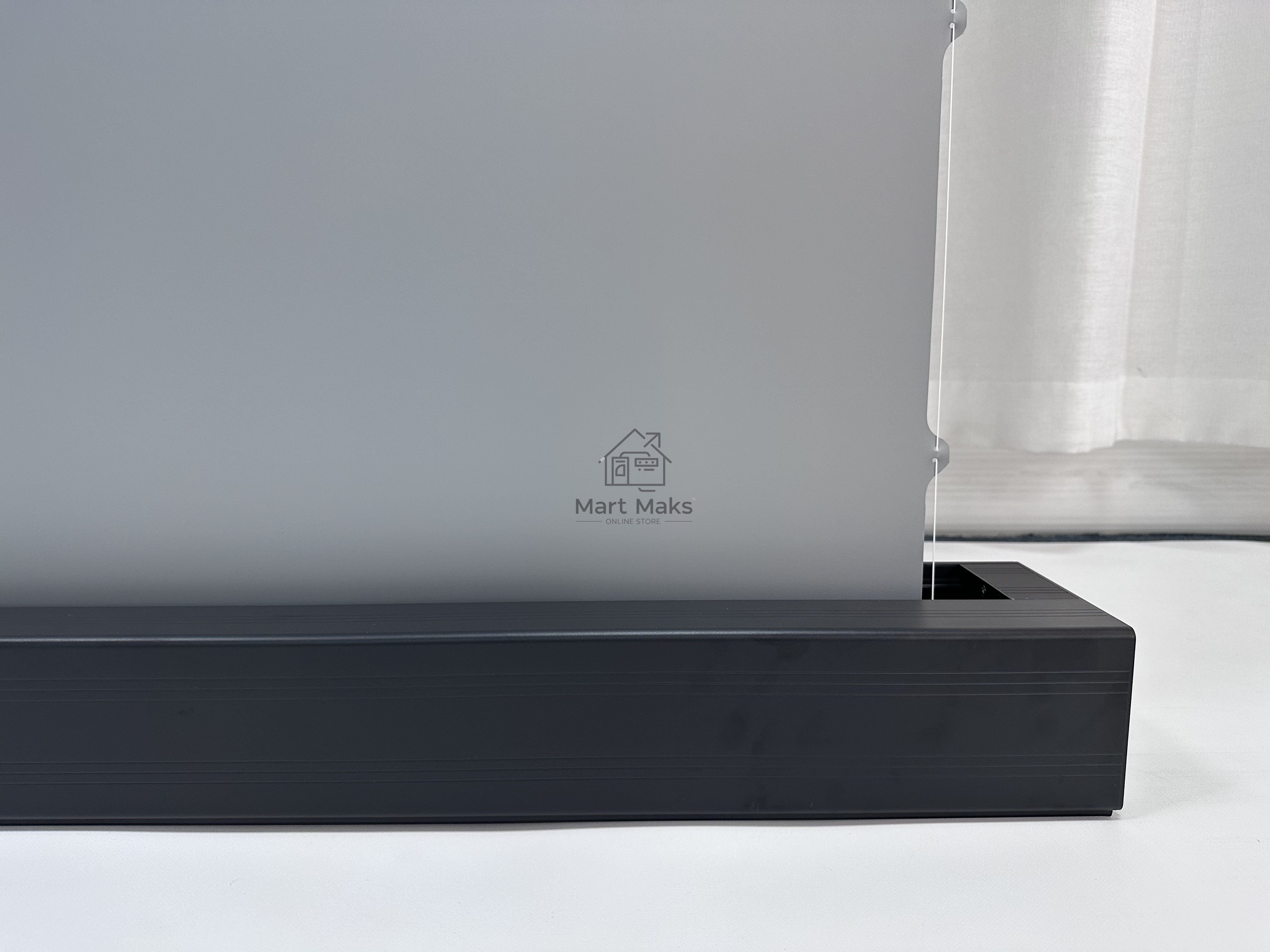 Экран для проектора S'OK SFE-296x165-BK 100'' 4K, напольный с электроприводом, полотно Nanometallic, черный