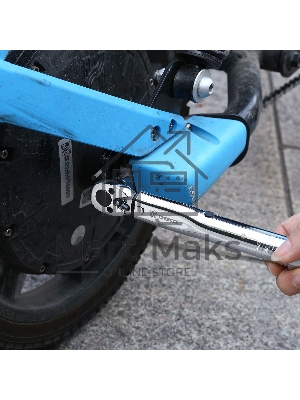 Ключ динам. Deko DKTW01 1/4