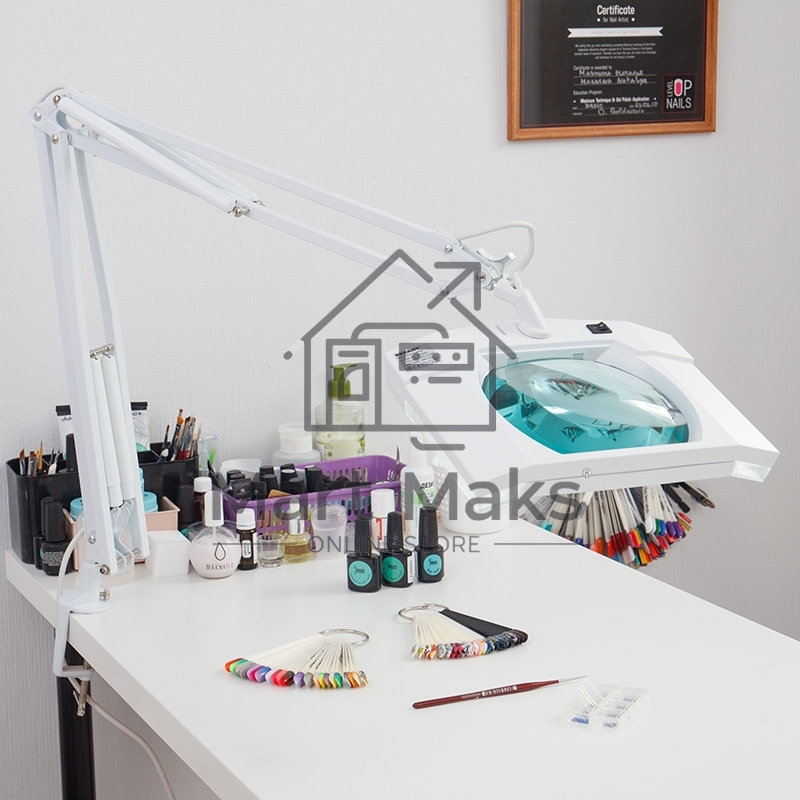 Лупа на струбцине Rexant, квадратная, 3D, с подсветкой, белая 31-0101
