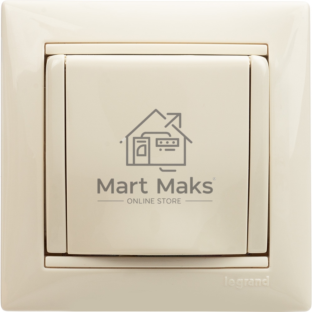 Механизм розетки 1-м СП Valena с защ. крышкой защ. шторки с заземл. сл. кость Legrand 774322