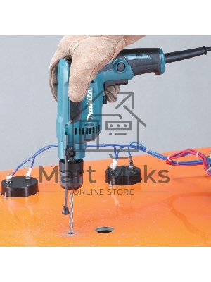 Дрель-шуруповерт сетевая Makita DP2011 370Вт,БЗП-6.5мм,0-4200об\м,1.1кг,кор