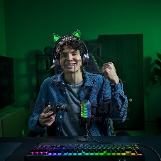 Гарнитура Razer Kraken Kitty V3 Pro чёрный, беспроводная + проводная, радиоканал, до 70 ч, подсветка