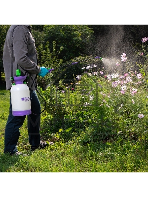 Опрыскиватель PALISAD 64745 ручной усиленный с горловиной 5 литров с насосом шлангом и разбрызгива
