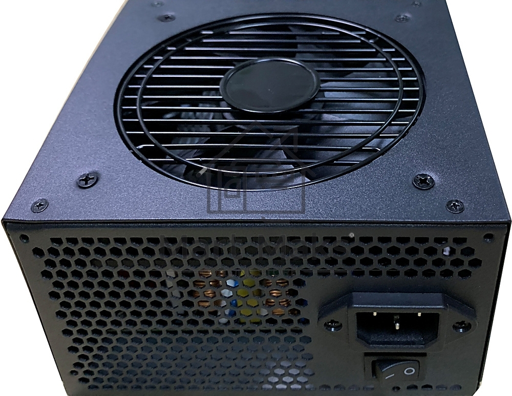 Блок питания Aerocool / Formula ATX 450W Formula-AP450-80 80+ bronze (24+4+4pin) APFC 120mm fan 7xSATA RTL