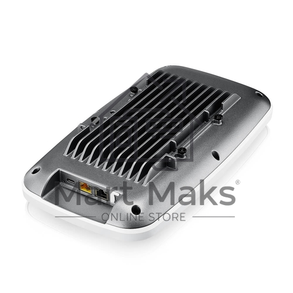Точка доступа Zyxel NebulaFlex WBE660S, WiFi 7, 802.11a/b/g/n/ac/ax/be (2,4 и 5 ГГц), MU-MIMO, Smart Antenna, антенны 4x4, до 1376+8640 Мбит/с, 1xLAN 10GE, 1xLAN GE, PoE, защита от 4G/5G, BLE Beacon