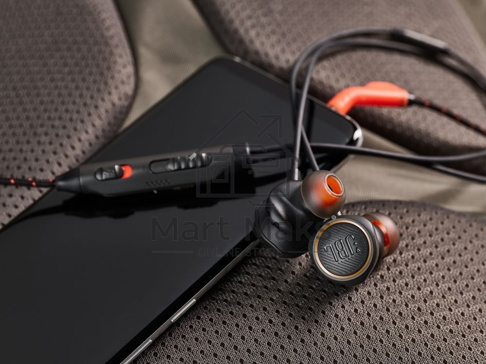 Наушники JBL Quantum 50 (накладные), черный Сопротивление 16 Ом, силиконовые вкладыши трех размеров, вес 21.5г, цвет черный