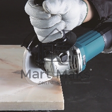 Угловая шлифовальная машина Makita GA5030R 720Вт 11000об/мин рез.шпин.:M14 d=125мм