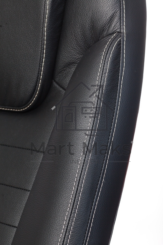 Кресло руководителя Бюрократ T-9923WALNUT/BLACK черный, кожа, крестовина дерево