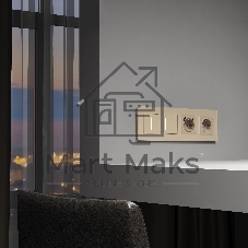 Рамка на 4 поста Senso (шампань, стекло soft-touch) W0043111