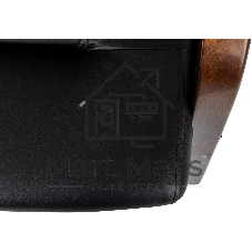 Кресло офисное Бюрократ T-9928WALNUT-CF черный, кожа, на ножках, дерево