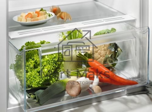 Встраиваемый холодильник Electrolux LRB3AE12S, механическое управление, полезный объем: 208 л, перенавешиваемые двери, 54.8x54.9x121.8 см, белый