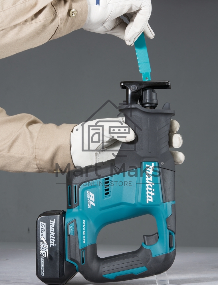 Пила сабельная MAKITA DJR188Z  18В, Li-ion, 0-3000об\м, ход-20мм, рез-255мм