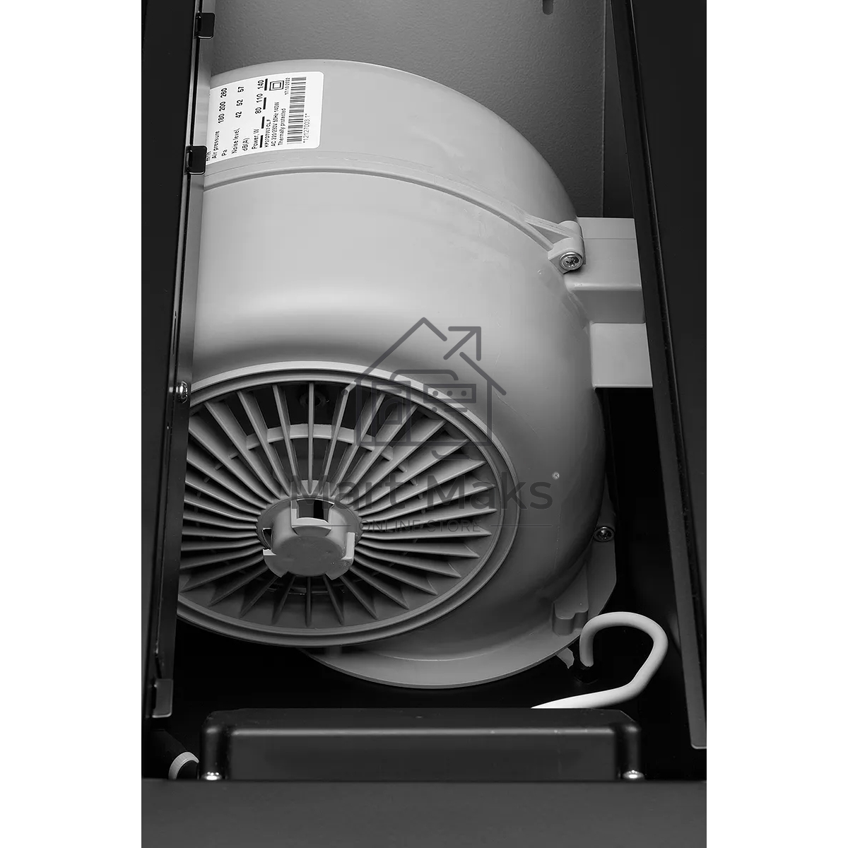 Вытяжка встраиваемая Kuppersberg INLINEA 72 Black, ширина 72 см, отвод/рециркуляция, 850 м3/час, электронное сенсорное управление, таймер, пульт ДУ, 3 скорости, светодиодное освещение 2х3,5 Вт, металлический жироулавливающий фильтр, угольный фильтр С6С (о