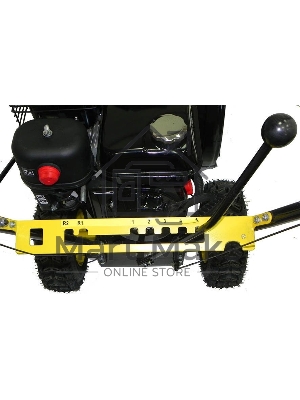 Снегоуборщик бензин. Huter SGC 7,0