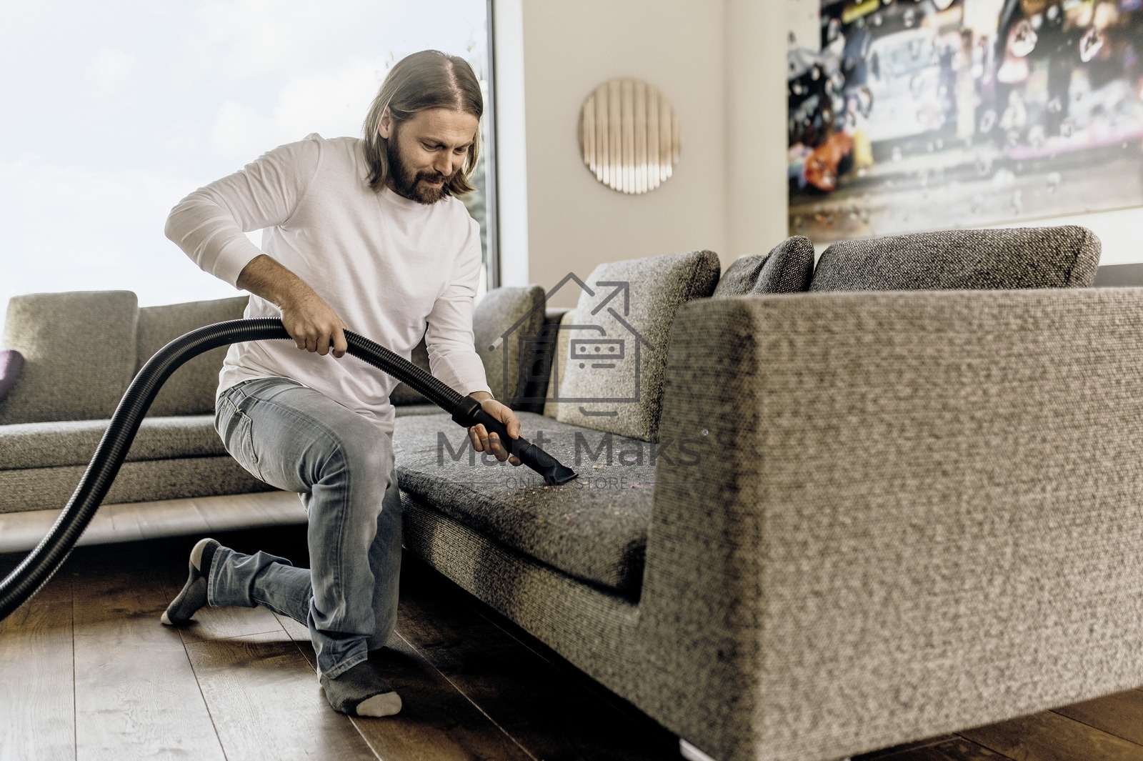 Хозяйственный пылесос Karcher WD 2 Plus V-12/6/18/C желтый, 1000 Вт, уборка сухая/влажная, пылесборник мешок/контейнер, 12 л