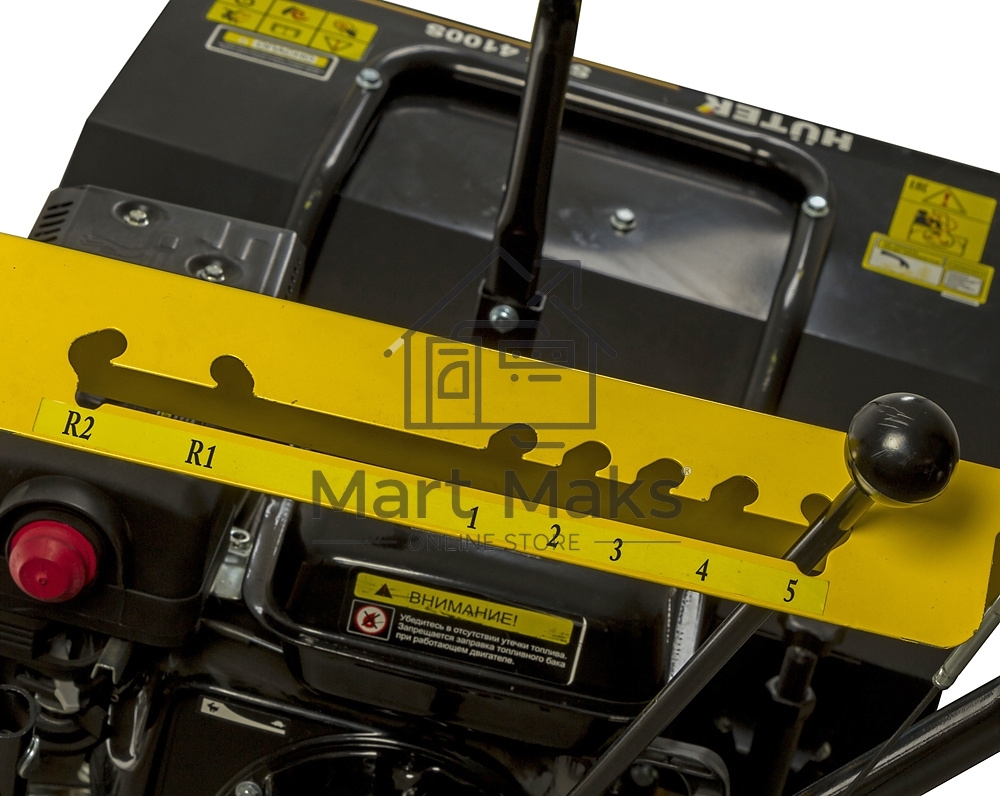 Подметательная машина Huter SGC 4100S бензиновый, 6.5 л.с., самоходный