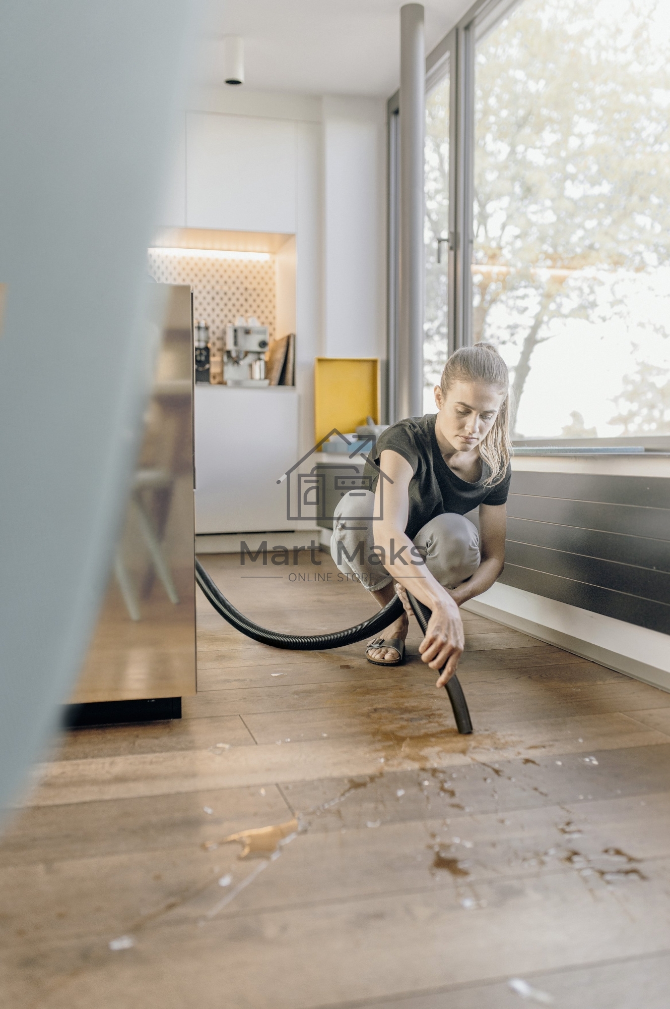 Строительный пылесос Karcher WD 3 S V-17/4/20 желтый, 1000 Вт, уборка сухая/сбор воды, пылесборник мешок/контейнер, 17 л