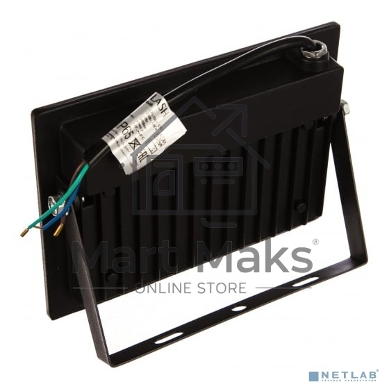 Прожектор уличный Ultraflash LFL-7001 C02 светодиодный 70Вт корп.мет./стек.черный (13328)