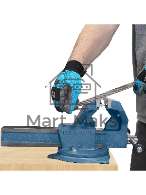 Тиски слесарные Россия,140 мм,поворотные 18667